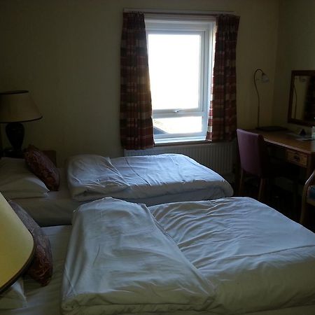 Cadogan Hotel Newmarket  Buitenkant foto