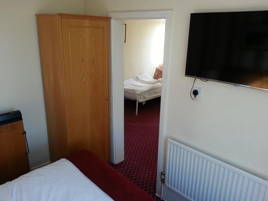Cadogan Hotel Newmarket  Buitenkant foto